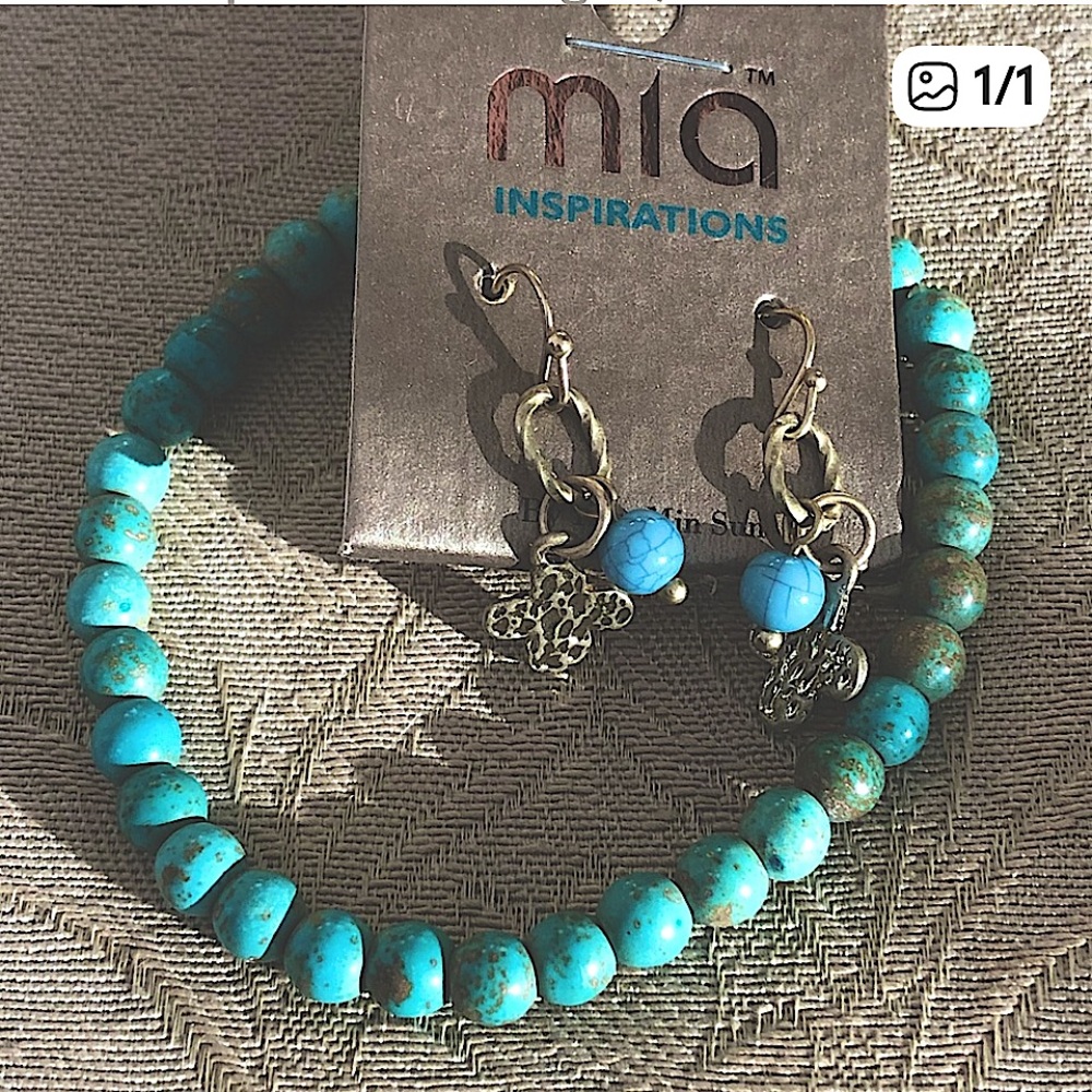 Turquoise Bracelet and Earring Set